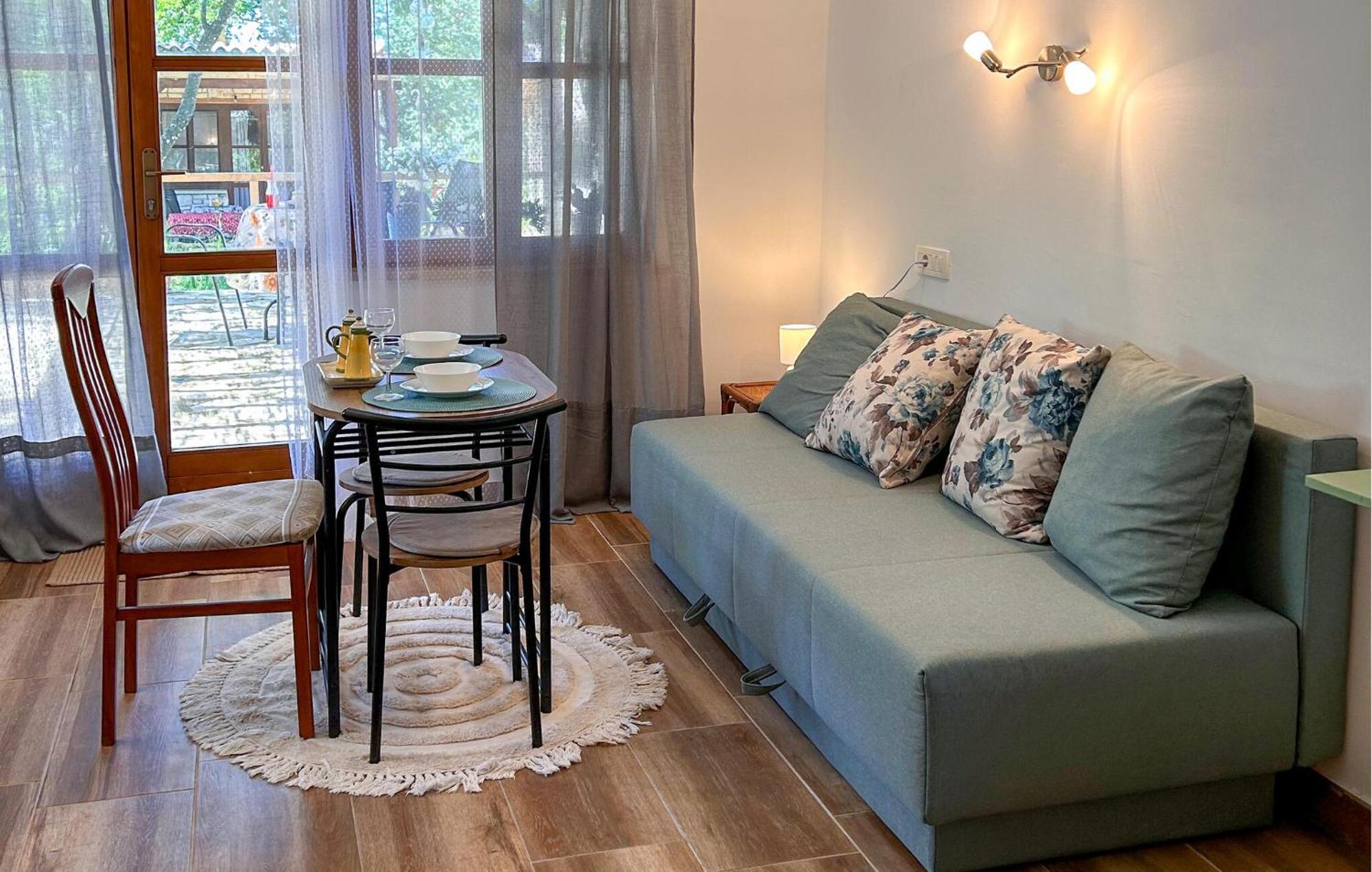 Holiday home Amazing In With Wifi *